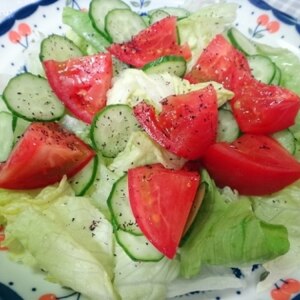 ゆかり風味☆レタスときゅうりとトマトのサラダ
